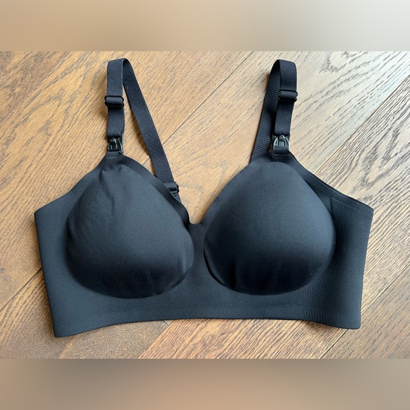 Momcozy nursing bra - Picture 2 of 3